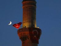 Tüm camilerde sala okunacak