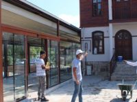 Akın, Emekliler Evi’nde incelemede bulundu