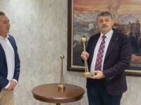 "Engelsiz Sanat Evi” projesi ödül aldı
