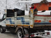 Belediyeden Buzlanmaya Karşı Tuz ve Solüsyon