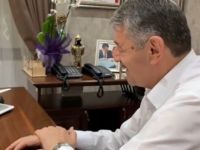 Başkan sıkı takipçisinin doğum gününü kutladı