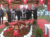 Genç Gönüllüler Topluluğu, Afrin şehidinin kabrini ziyaret etti