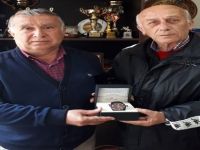 Genel Başkanı Ali Düşmez, Bartınlı delegelere hediye saat gönderdi