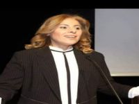 AK Parti’de Kadın Kolları Başkanı istifa etti