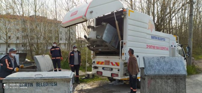 Belediye her mahallede dezenfekte yapıyor