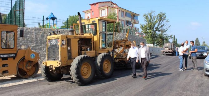 Başkan Akın, asfalt çalışmalarını inceledi