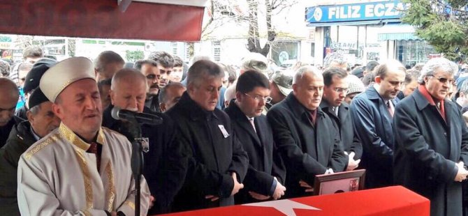 Tunç, şehit yakınlarının acılarını paylaştı