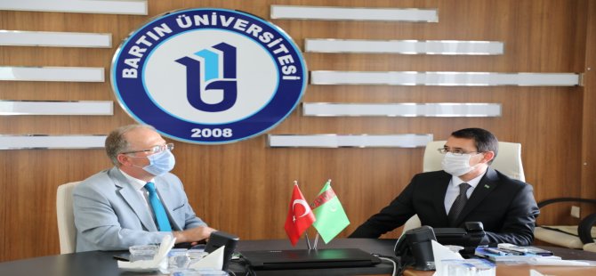 Türkmenistan  Büyükelçisi Amanlıyev, Rektör Uzun’u ziyaret etti