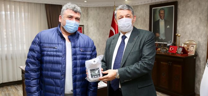 Almanya’dan Ateş Ölçme Cihazı Gönderdi