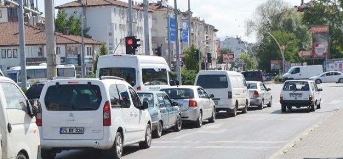 Trafiğe kayıtlı araç sayısı arttı