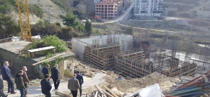 Tunç, Amasra Hükümet Konağı inşaatında incelemelerde bulundu