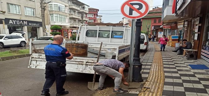 Belediye’den Trafik Levhaları Çalışması