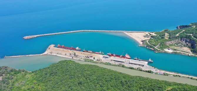 Bartın Limanı’nın Gemi ve Yük Trafiği Arttı