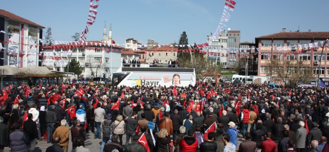 Evet vermeyi düşünen Bartınlılara seslendi