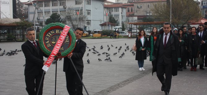 Avukatlar günü çelenk töreni ile kutlandı