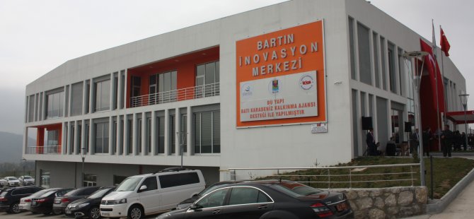 Bakan Özlü,İnovasyon ve Test Merkezi'ni açtı