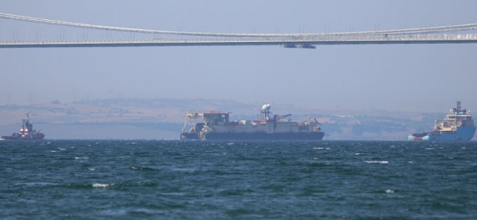 Doğal gaz borularını deniz tabanına yerleştirecek gemi yola çıktı