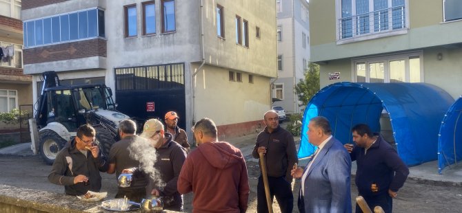 Hacı Balık Sokak Sıcak Asfaltla Düzenleniyor