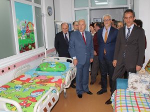 Belediye Meclis Üyeleri, Hastaneye Çocuk Odası Yaptırdı