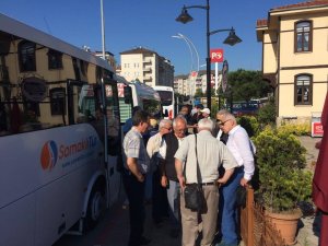CHP İl Başkanlığı adalet yürüyüşüne destek için 5 minibüsle yola çıktı