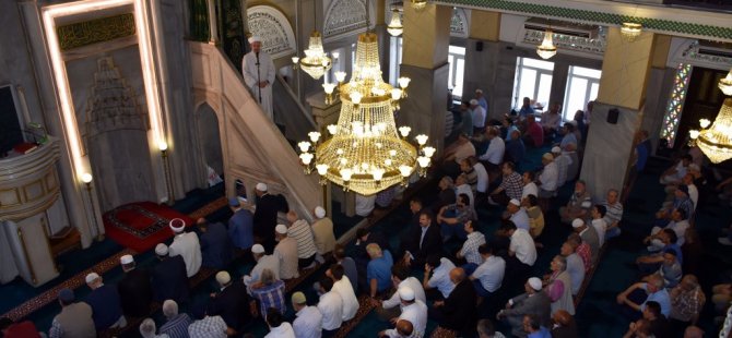 Diyanet İşleri Başkanı Görmez, Zonguldak'ta hutbeye çıktı