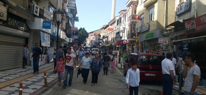 Şadırvan Caddesi araç trafiğine kapatılabilir mi?