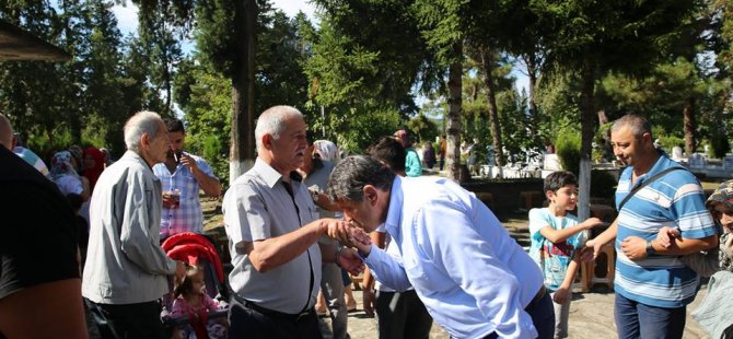 Başkan Akın, bayramda da boş durmadı