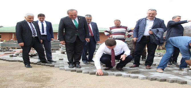 Tunç, Ulus ilçesinde devam eden yatırımları inceledi