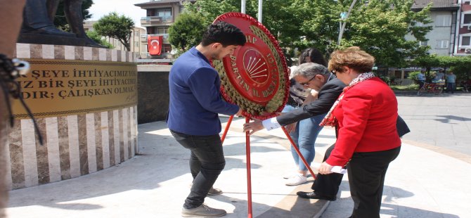 CHP ve STK’lar 19 Mayıs’ı alternatif törenle kutladı