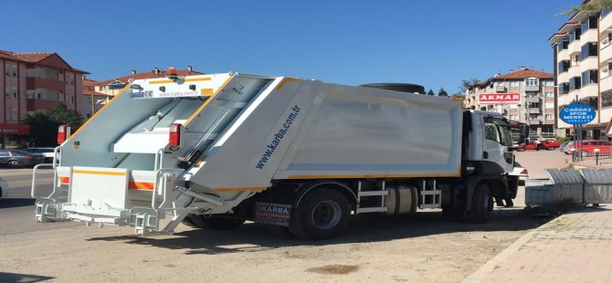 2018 bütçesinde bulunan çöp kamyonu hizmete alındı