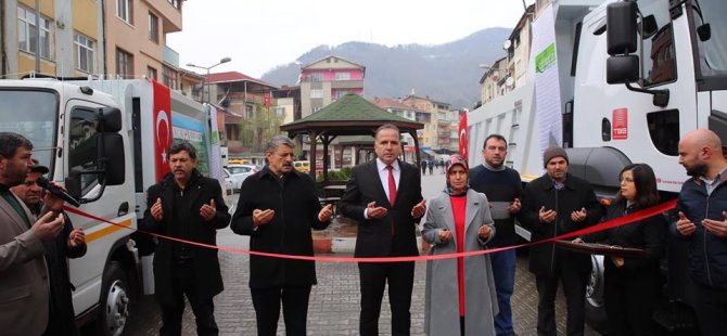 Çöp kamyonu ve yük kamyonu törenle hizmete girdi