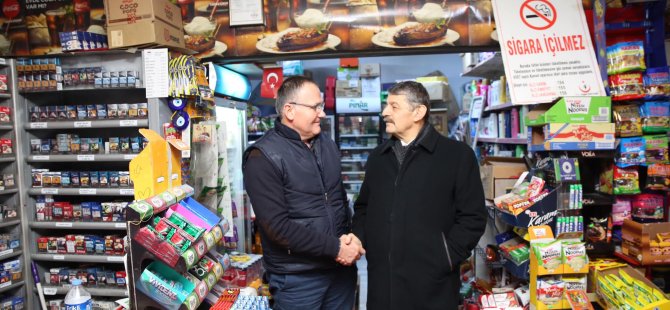 Başkan Akın, esnaf ziyaretlerine Aşağı Cami Sokak’ta devam etti