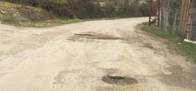 Hatipler Köyü’nden yol isyanı